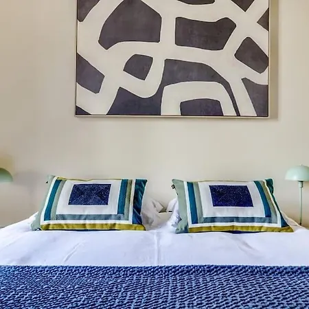 Apartment La Fleur Du Bosquet - Sumptuous- Eiffel Tower View *